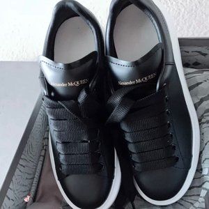 Alexander McQueen polish black with white outsole
